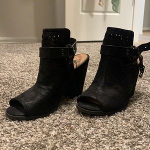 Black peep toe heels